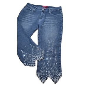 Jenny Jo Jeans 15/16 Capri White eyelet embroidery Ziz Zap Sequon Embelished